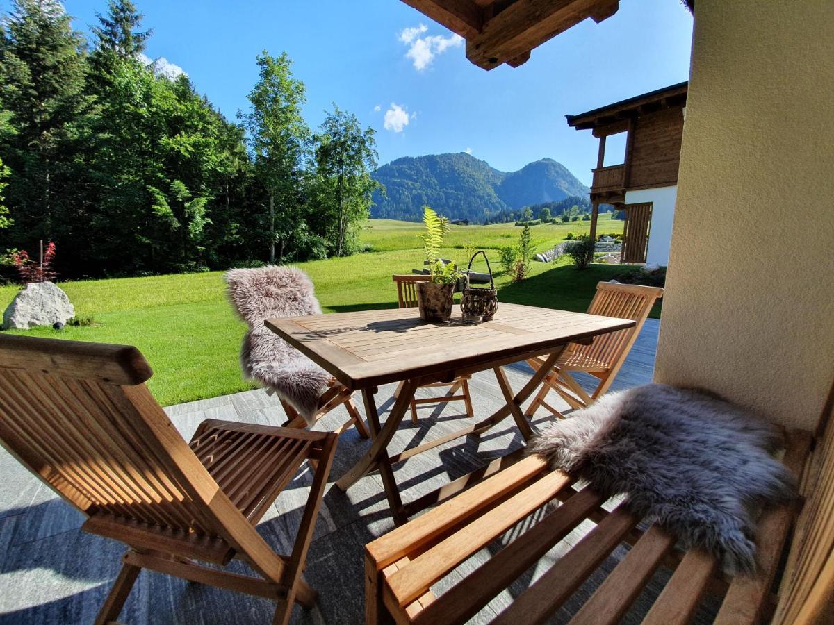 Zeitfrei Chalet Apartments Fieberbrunn Luaran gambar