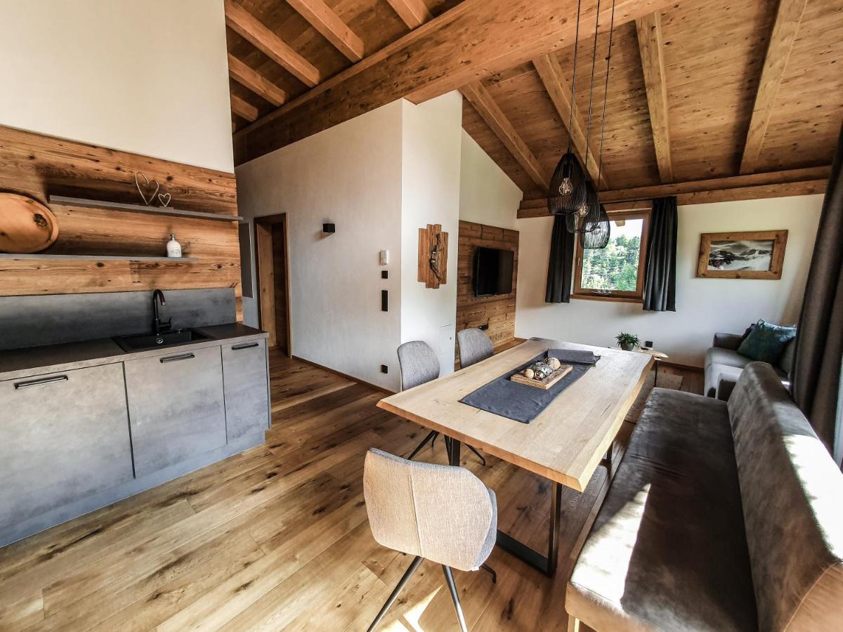 Zeitfrei Chalet Apartments Fieberbrunn Luaran gambar