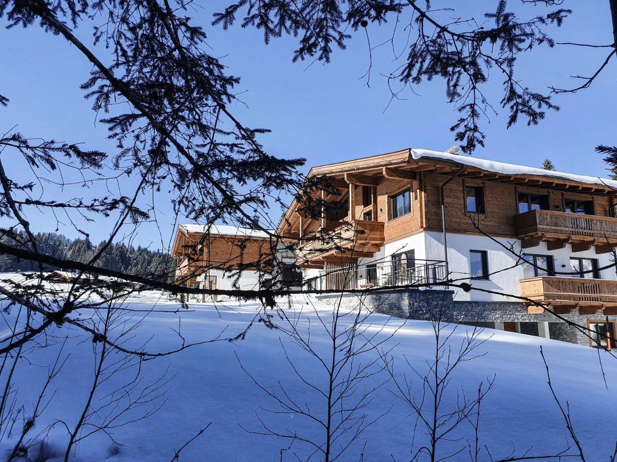 Zeitfrei Chalet Apartments Fieberbrunn Luaran gambar